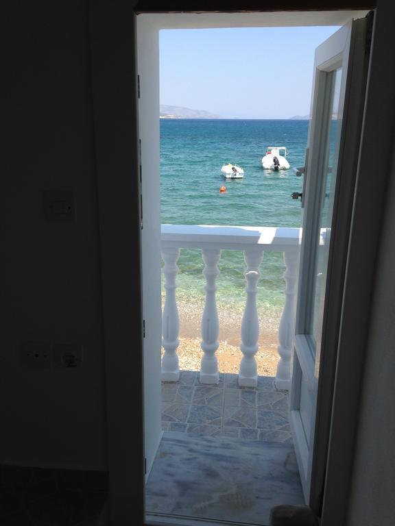 Appartement Ireon Samos Beach House Extérieur photo